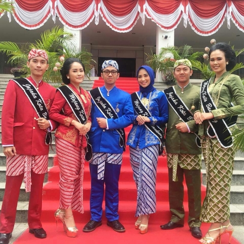 Sewa Baju Adat Sunda Di Jakarta Hub Hp  Wa 085211711318